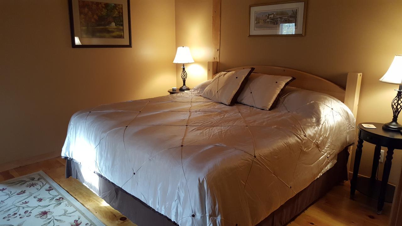 Jefferson Blueberry Fields Bed & Breakfast الغرفة الصورة